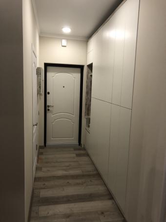 Передпокій, м. Київ, вул. Одеська